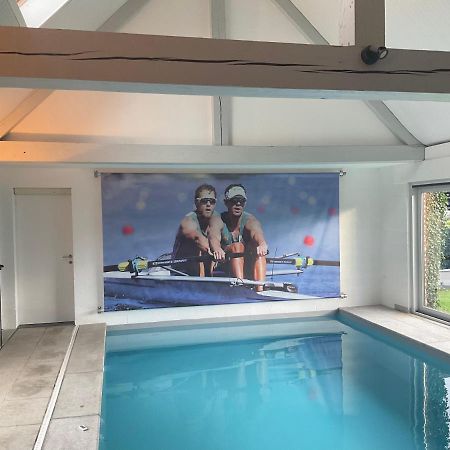 Lovely 1-Bedroom Appartement Le Joyau With Indoor Pool And Sauna Lasne Exterior foto